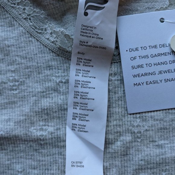 Fabletics Seamless skinny strap tank top - Picture 4 of 9